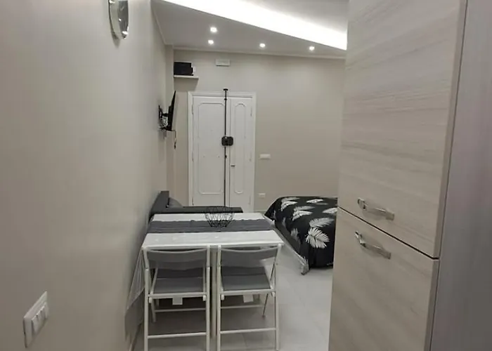 Apartment Space Rom